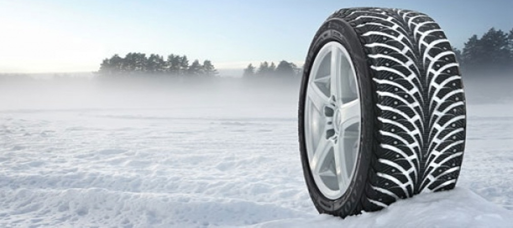 moderne Autowerkstatt // Car repair workshop